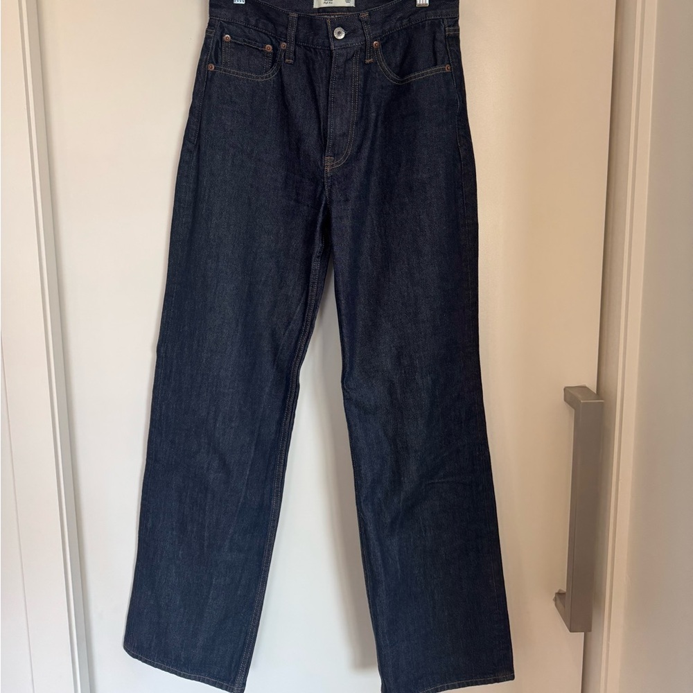 Abercrombie & Fitch Dark Rinse High Rise Loose Jeans